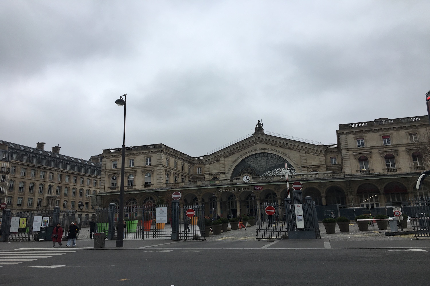 Partie du 19e arrondissement, notre envoyée spéciale est passée à vélo par la gare de l’Est pour rejoindre le quartier des Halles © Globe Reporters