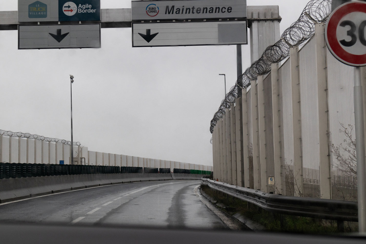 Les alentours du Tunnel sous la Manche sont très sécurisés © Léa VILLALBA