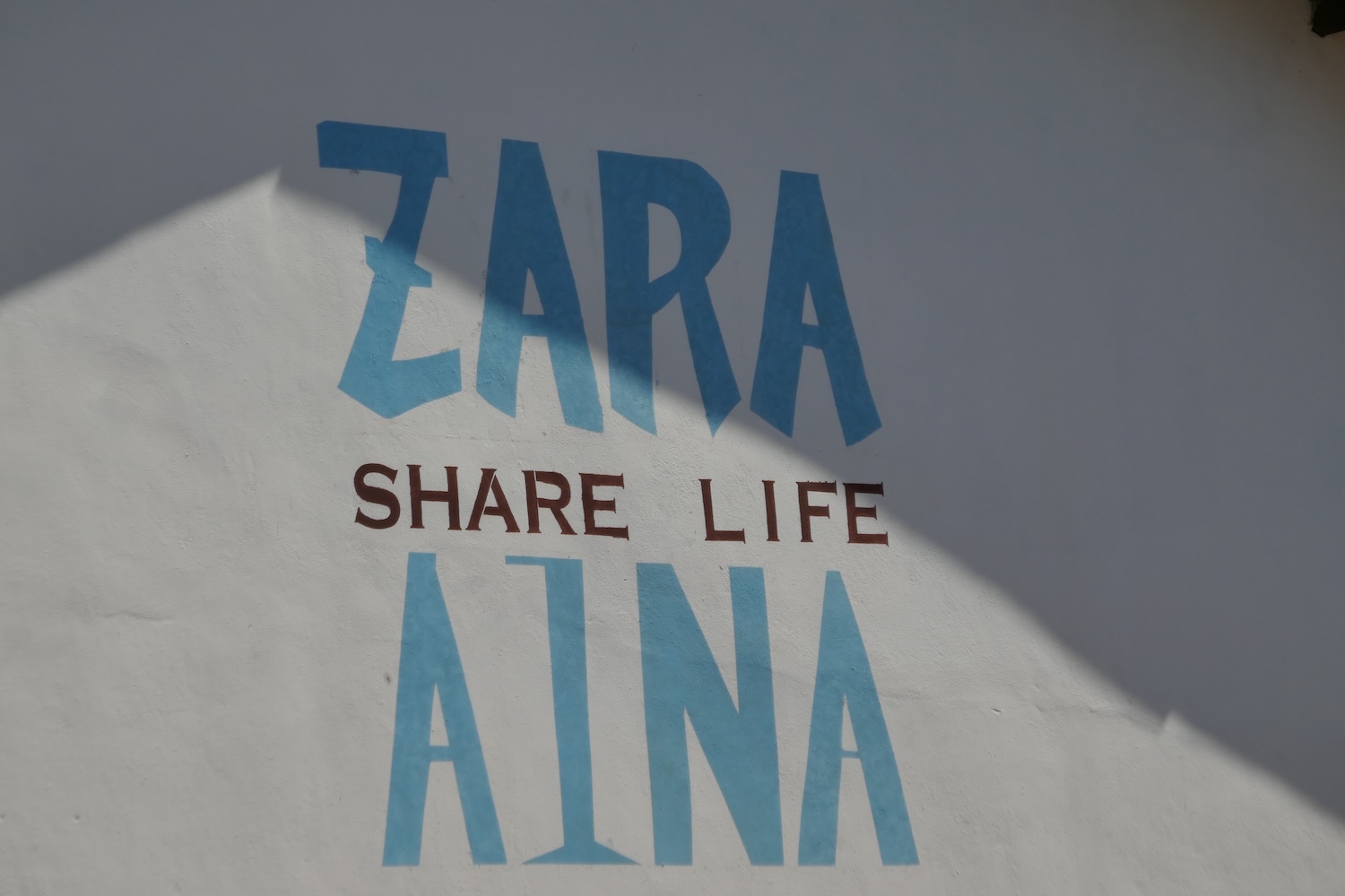 L’association Zara Aina, partager la vie en langue malgache, est un centre culturel et artistique qui appuie des enfants à risque à travers les arts et la culture © Globe Reporters