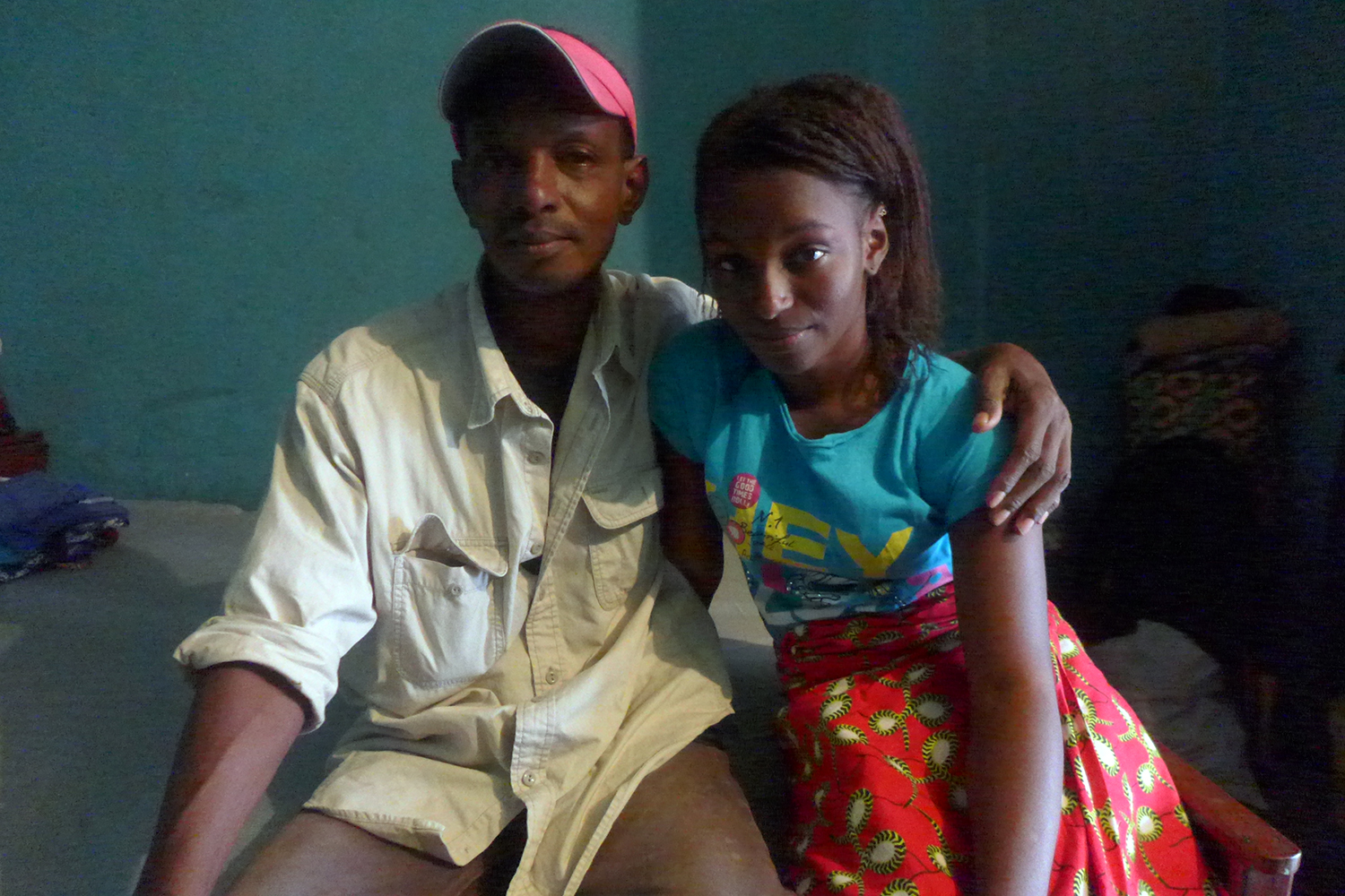 Alpha Oumar Bah et sa fille Mariama.