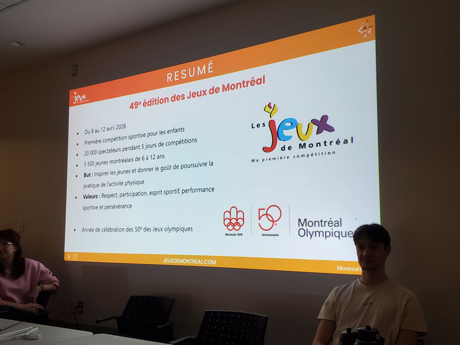 Notre envoyé spécial assiste à une soirée d’information destinée aux bénévoles des Jeux de Montréal 2026 © Globe Reporters